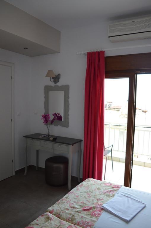 Emmeleia Accommodation By Maria Riga Ouranoupoli Exterior foto